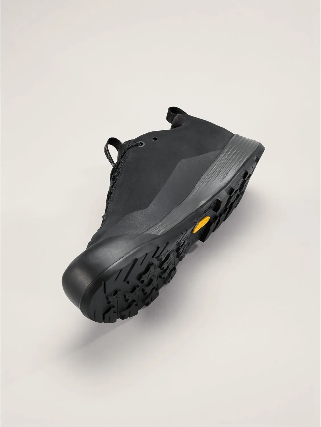 Arc'teryx Konseal FL 2 Leather GTX Shoe Women's | Fast and Light Gore-Tex Leather Approach Shoe - Redesign