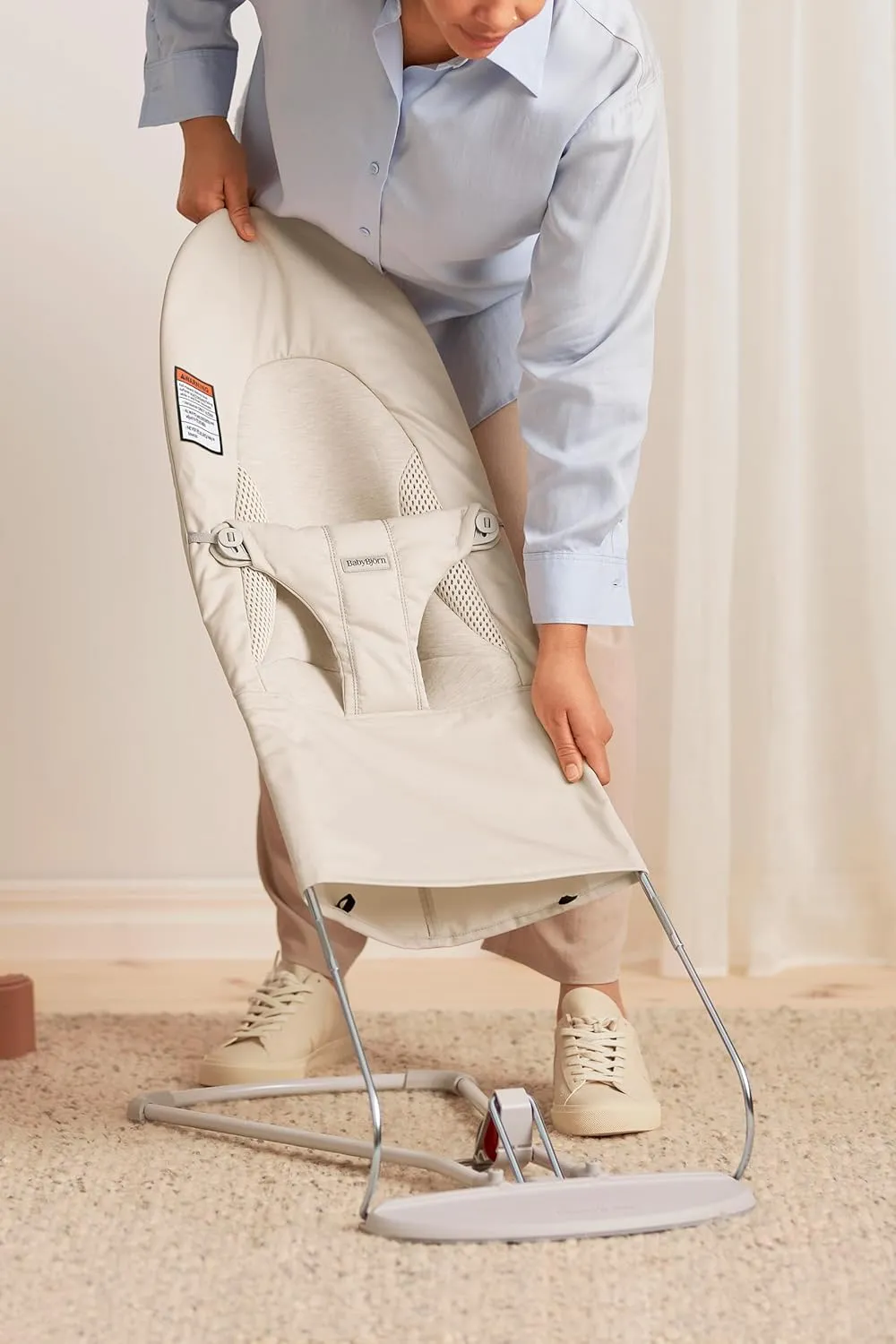 BabyBjörn Bouncer Balance Soft, Light Beige, Woven/Jersey, Tri-Fabric | 2-in-1 Adjustable Baby Bouncer Seat and Toddler Chair, Newborn to Toddler (8-29 lbs), 4 Positions, Lightweight & Portable