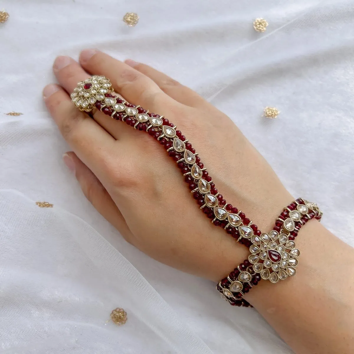 Baneet Hand Harness - Maroon