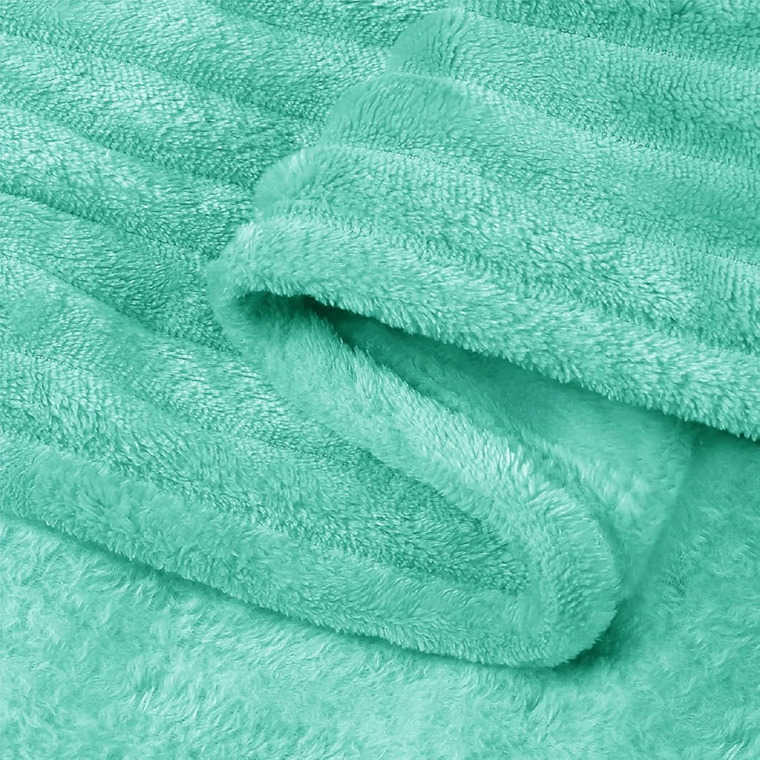 BEDELITE Fleece Throw Blanket for Couch – 3D Ribbed Jacquard Soft and Warm Decorative Fuzzy Blanket – Cozy, Fluffy, Plush Lightweight Aqua Throw Blankets for Bed, Sofa, 50x60 inches