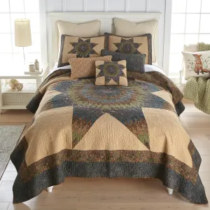 Donna Sharp King Bedding Set - 3 Piece - Forest Star Cotton Lodge Quilt Set with King Quilt and Two Standard Pillow Shams - Machine Washable