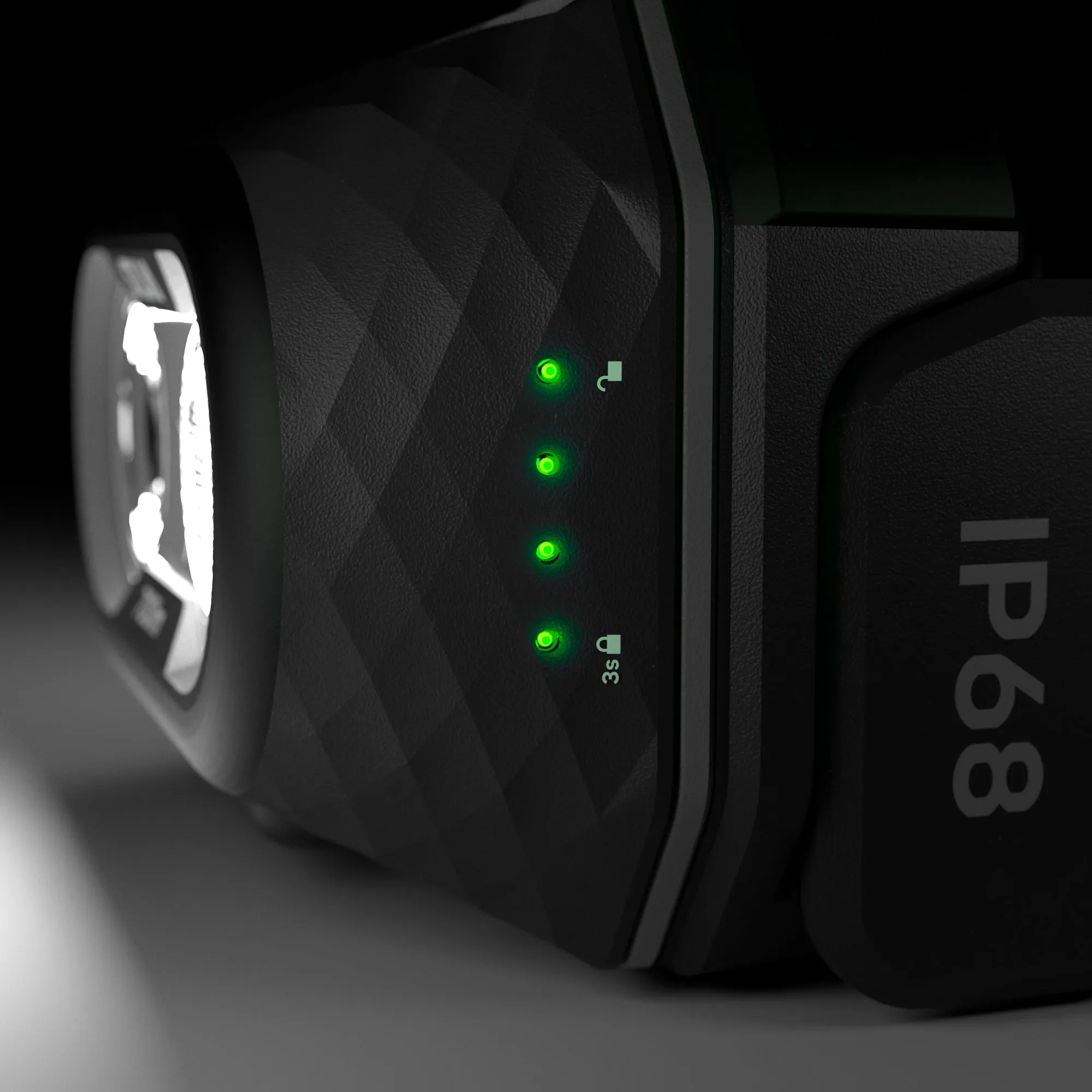 Explore 5 Black