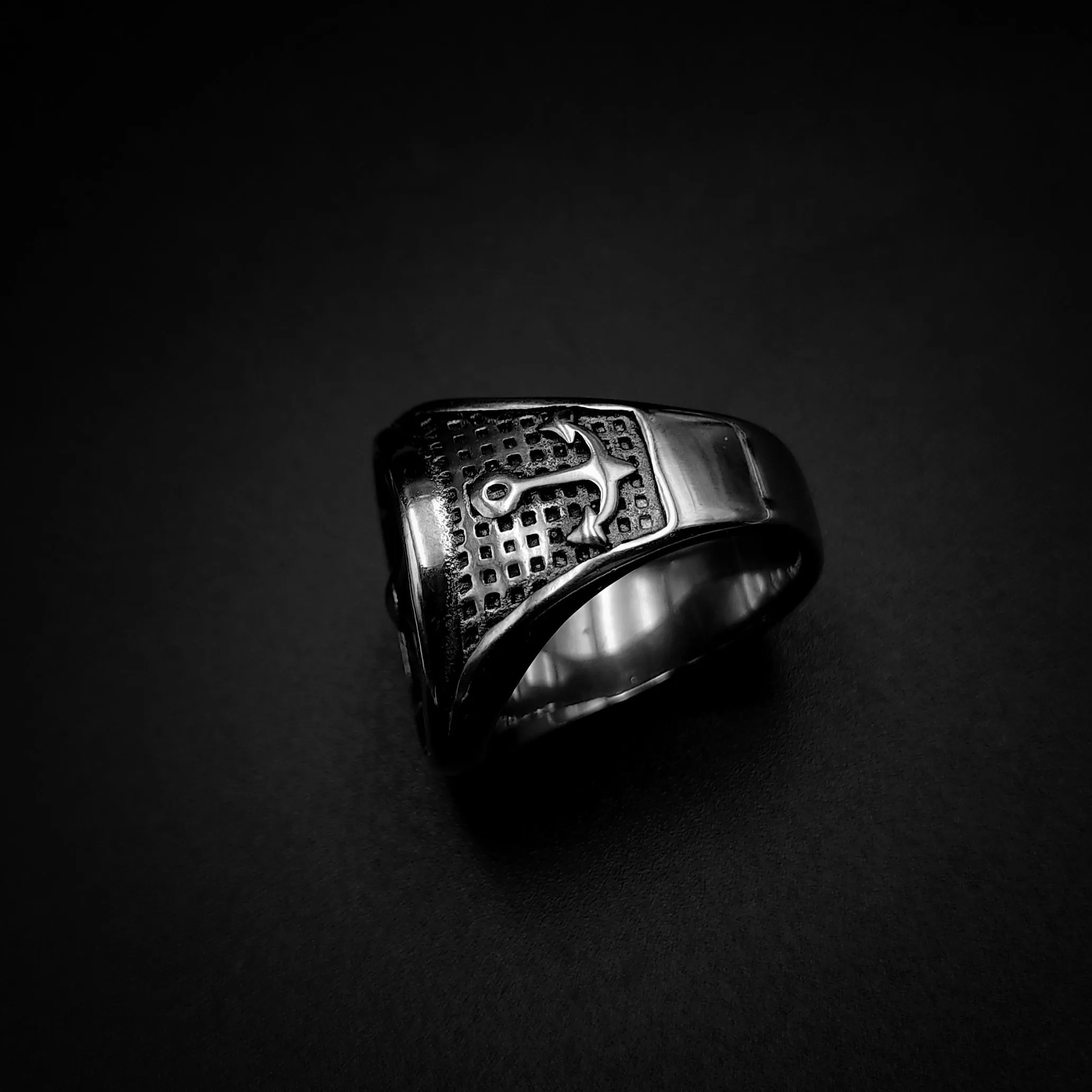 Explore Ring