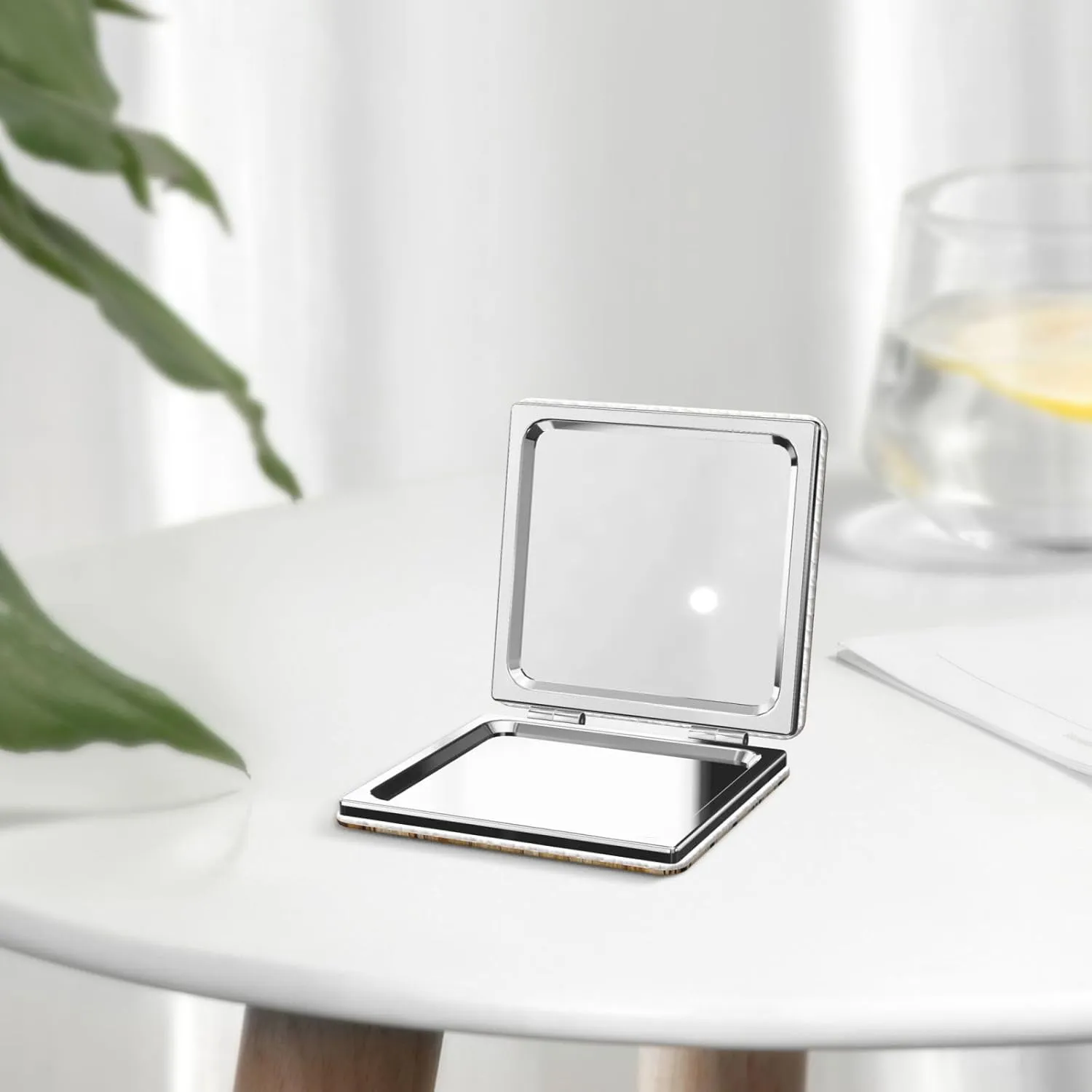 Music Note Print Printed Square Pocket Makeup Mirror with 1X/2X Magnification, Portable Mini Travel Makeup Mirror for Travel Daily Work Beauty